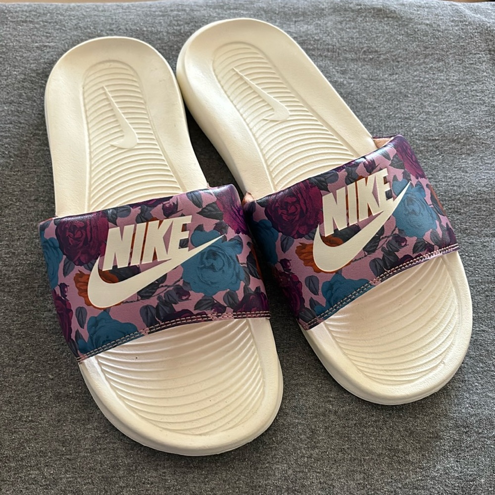 Nike Slides